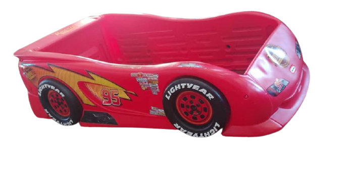 Little tikes lightning hot sale mcqueen toddler bed