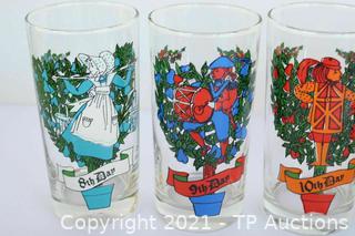 Vintage Set of 12 Indiana Glass Twelve Days of Christmas Drinking